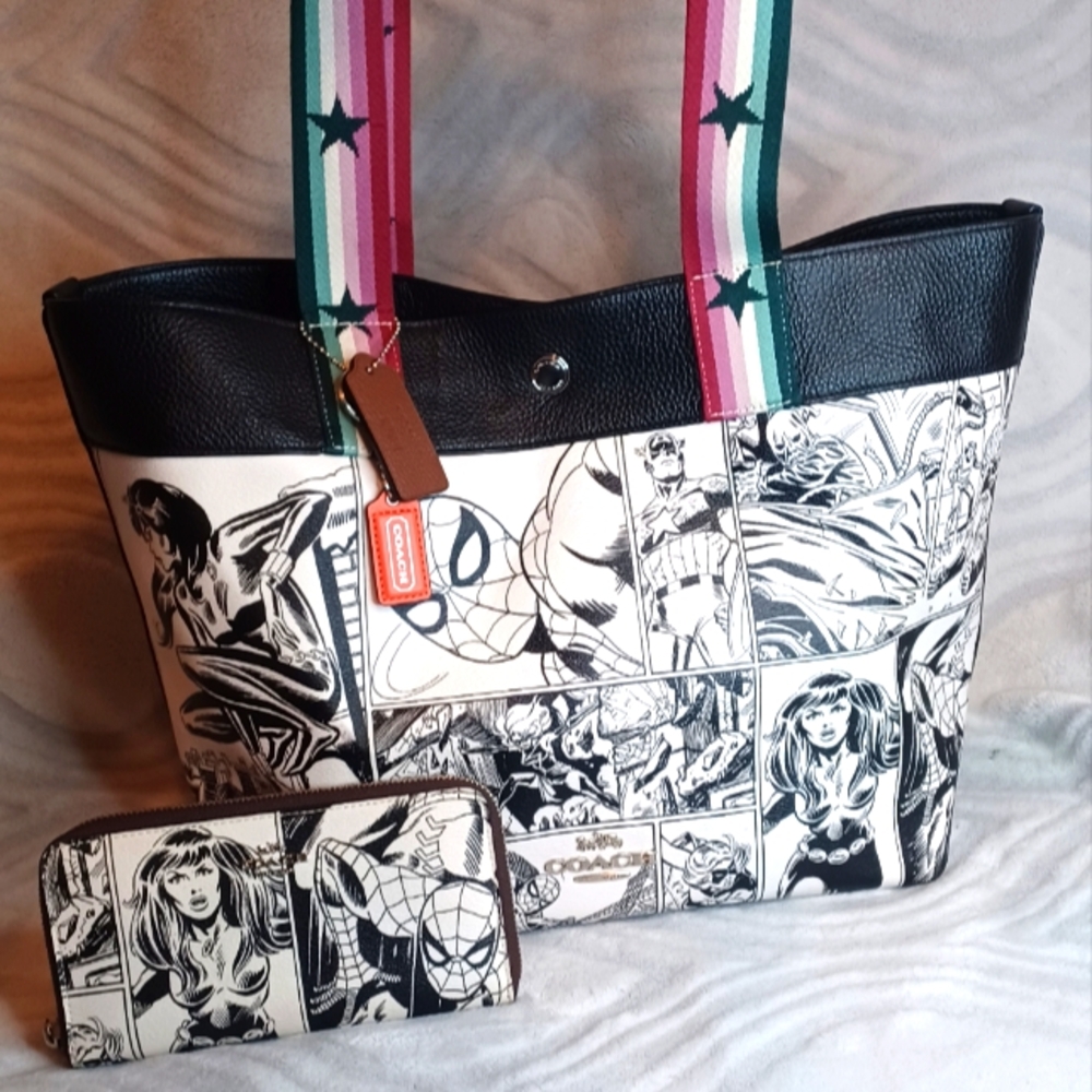 Black and White Comic Print Tote Bag